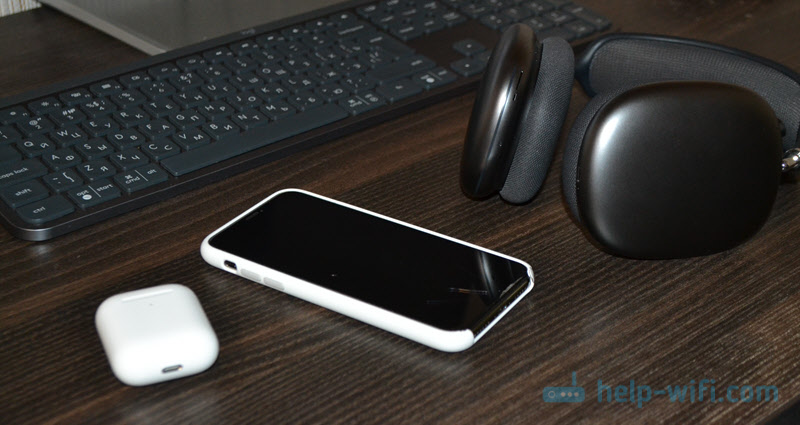 Как да свържа два чифта слушалки към един iPhone и да споделяте аудио? Съвместно слушане на музика чрез Airpods и удари